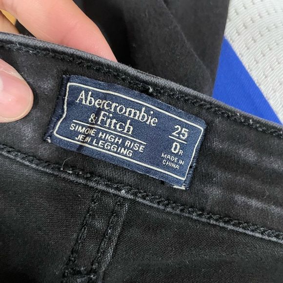 Abercrombie $ and Fitch size 0 black jeans - Picture 1 of 4